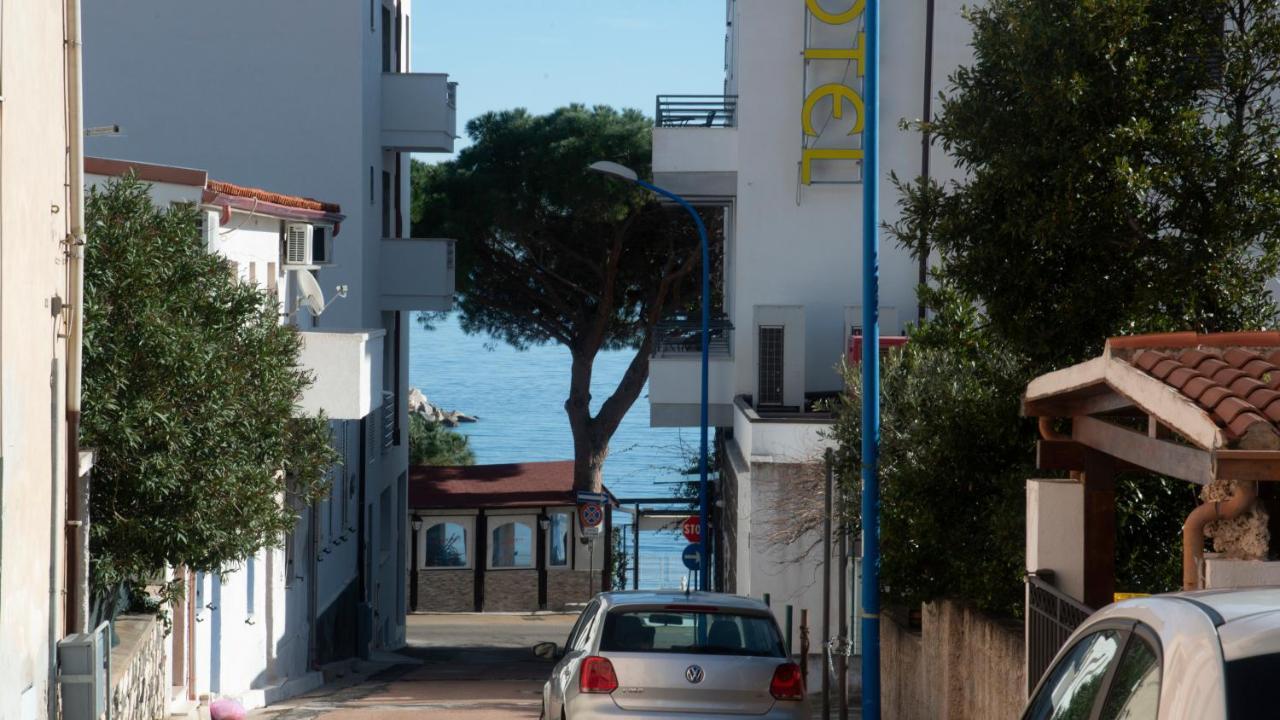 Appartement Oasi In Centro - Cala Gonone Extérieur photo