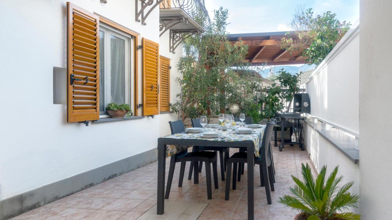Appartement Oasi In Centro - Cala Gonone Extérieur photo