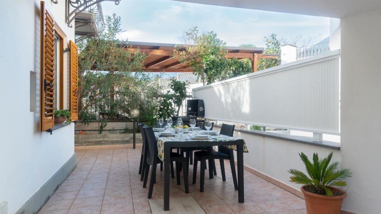 Appartement Oasi In Centro - Cala Gonone Extérieur photo